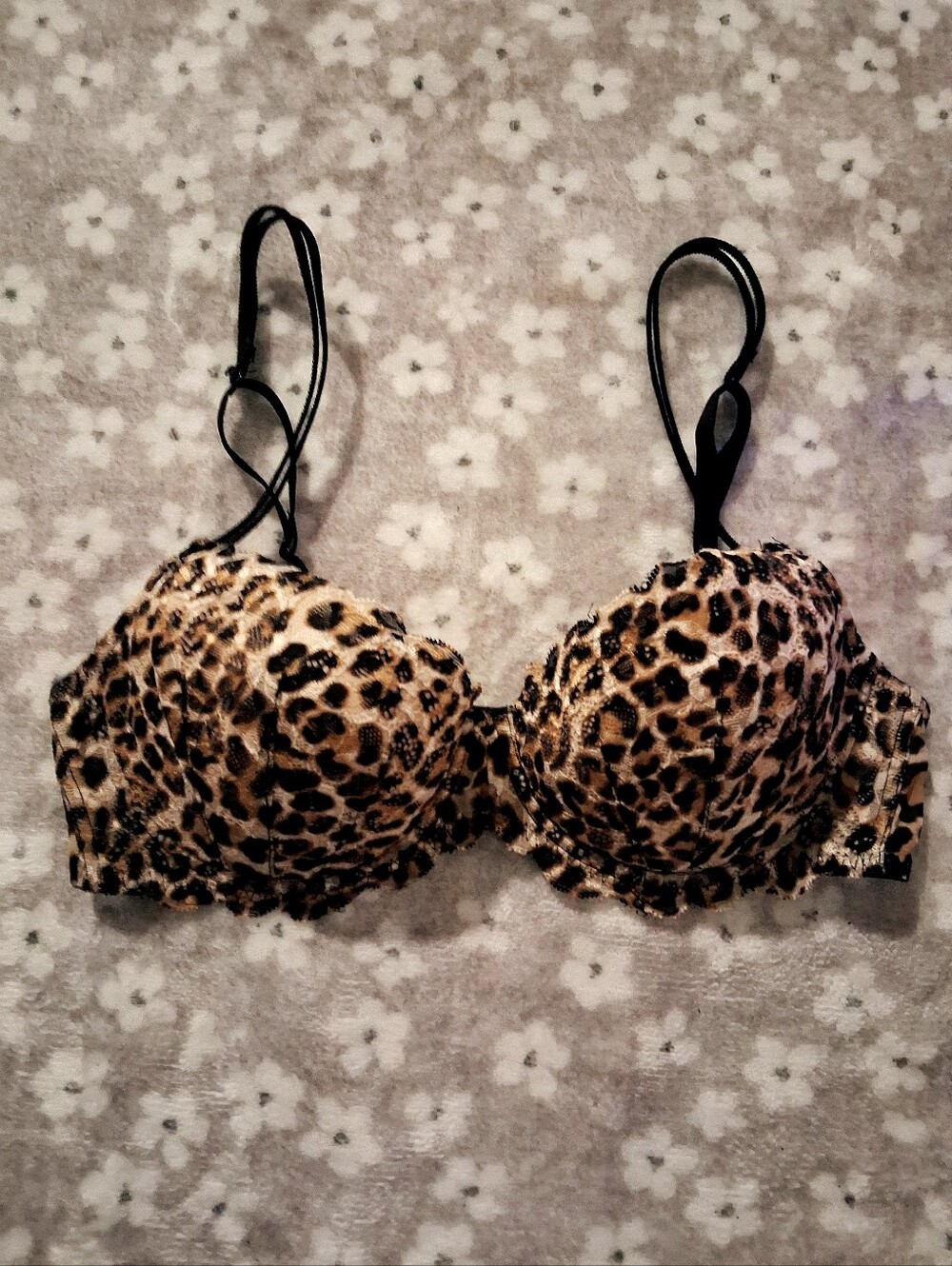 PINK Victoria’s Secret Lace Demi Bra